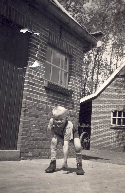 Hennie Kuiper, six years old, on the farm where he spent his childhood