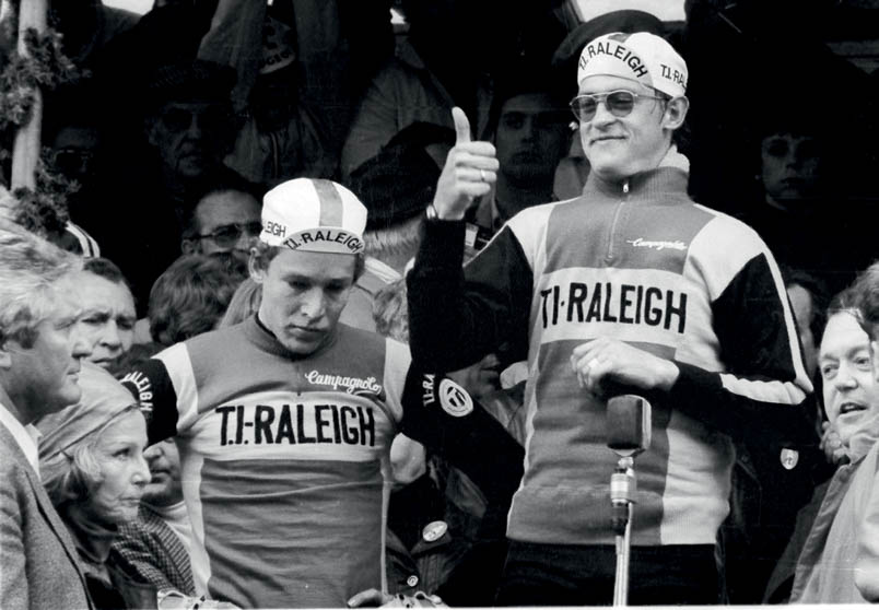 The podium photo in Frankfurt from Rund um den Henninger Turm speaks volumes about the dynamics within the TI-Raleigh team. Gerrie Knetemann wins after a solo effort. Didi Thurau's face looks like thunder. That same evening, he secretly signs a contract with IJsboerke.